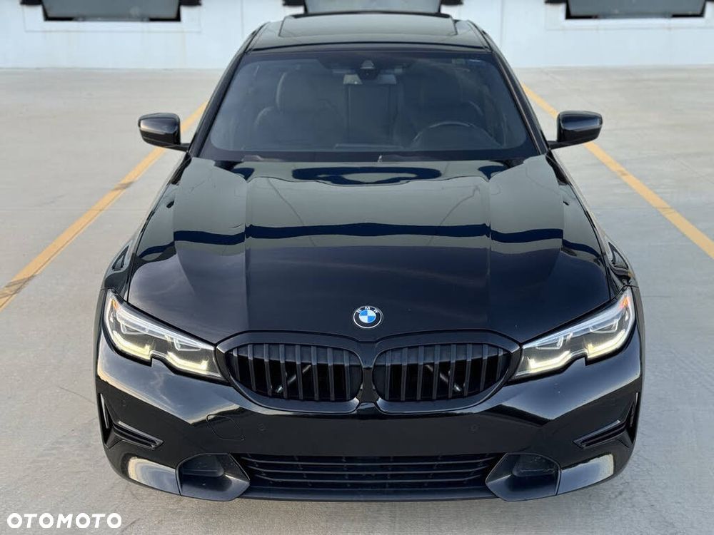 BMW Seria 3 330i M Sport sport - 4