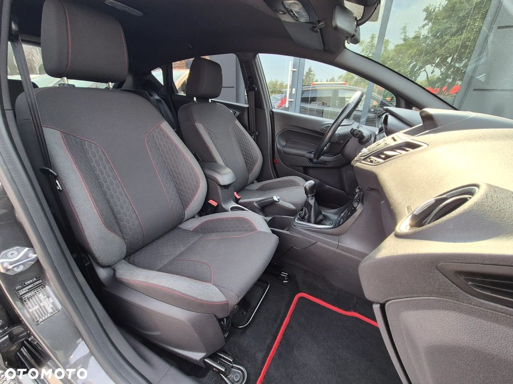 Ford Fiesta 1.0 EcoBoost STart-Stop ST-LINE - 33