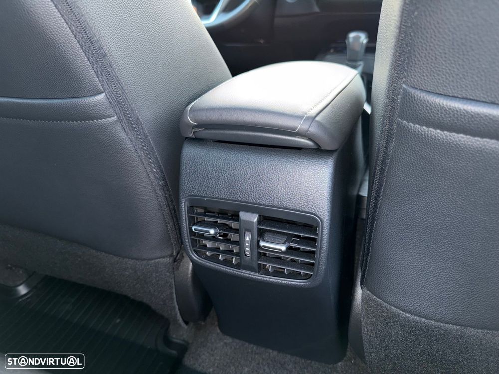 Toyota Corolla 2.0 Hybrid Exclusive - 44