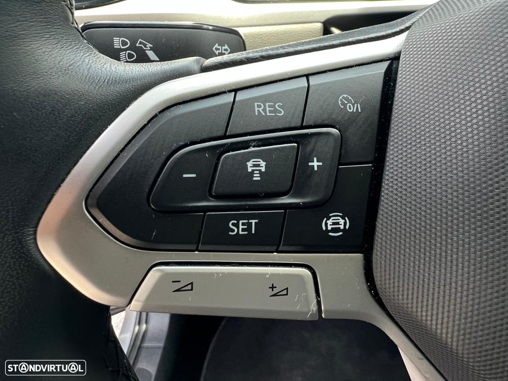 VW T-Roc 1.0 TSI Urban - 14