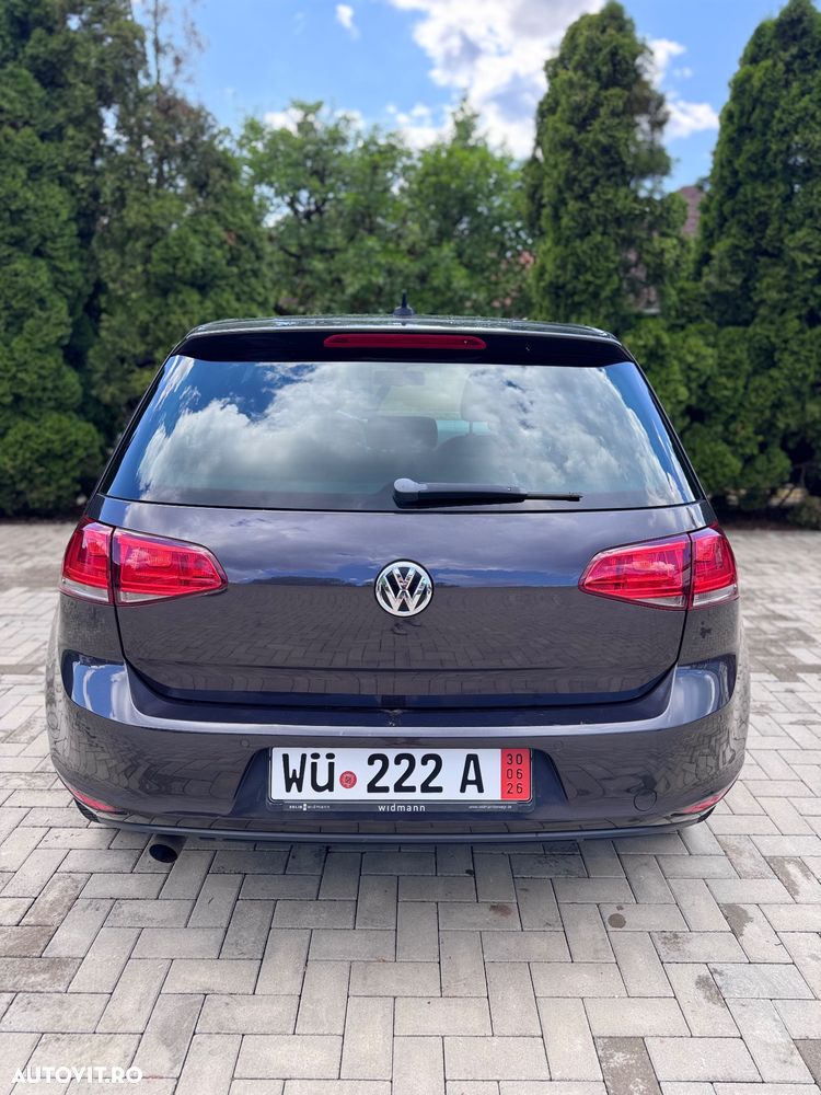 Volkswagen Golf 1.6 TDI BlueMotion Technology Lounge - 10