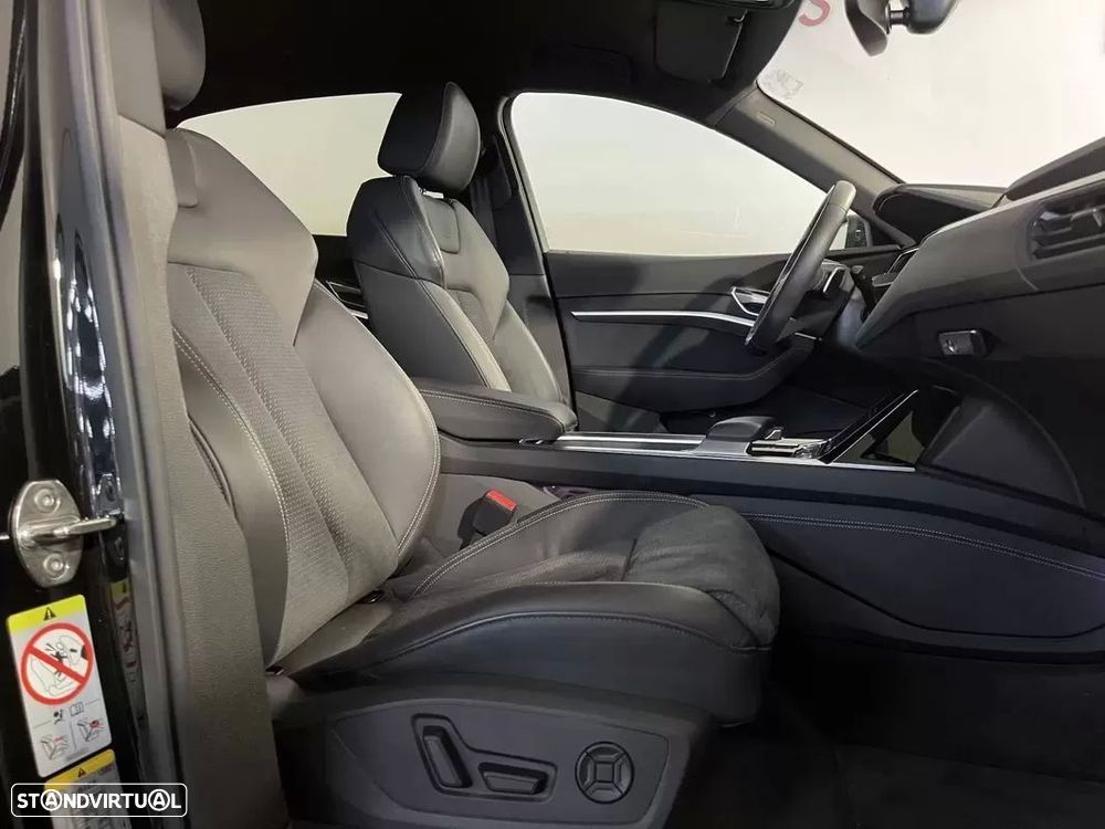 Audi Q8 e-Tron Sportback 50 quattro S line - 18