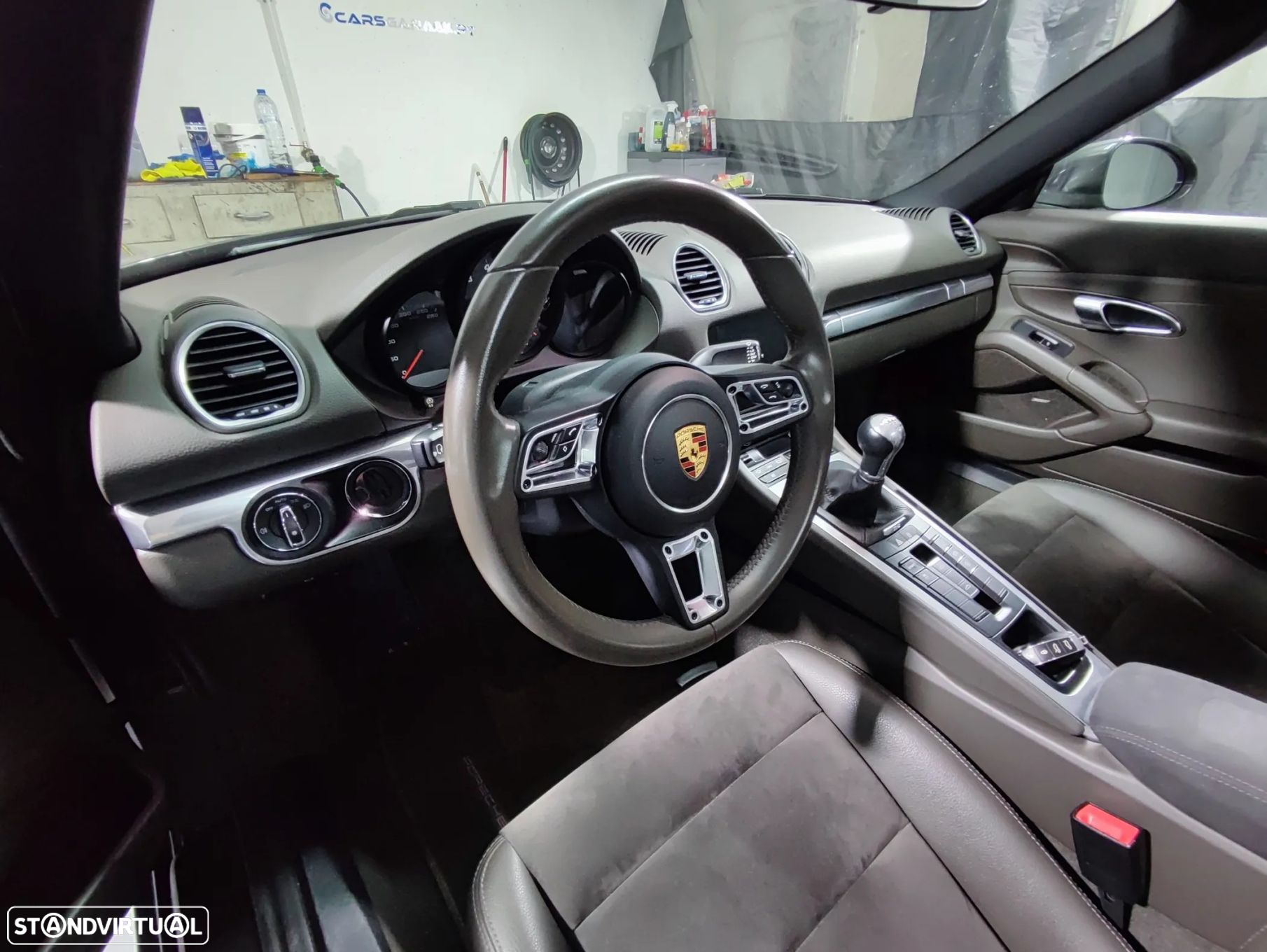 Porsche 718 Boxster 2.0 T - 20
