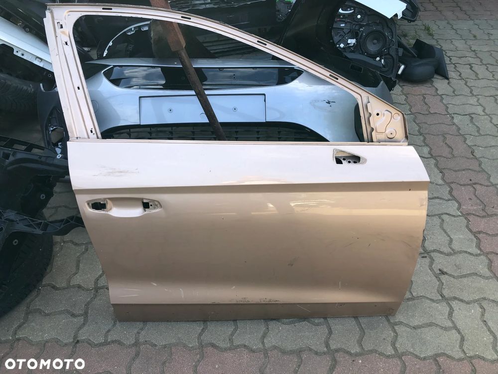 DRZWI PRZEDNIE PRAWE SEAT IBIZA V