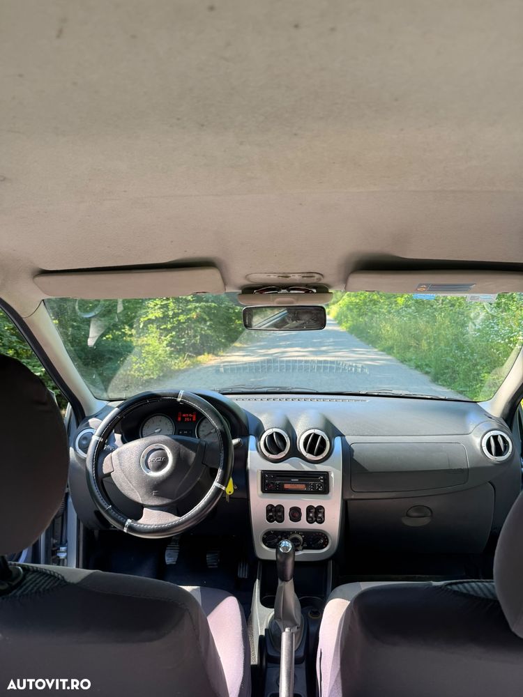 Dacia Logan - 4