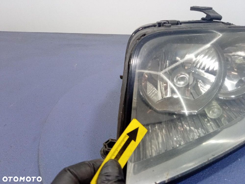 AUDI A2 8Z REFLEKTOR LEWY PRZÓD LAMPA EU 8Z0941003H - 12