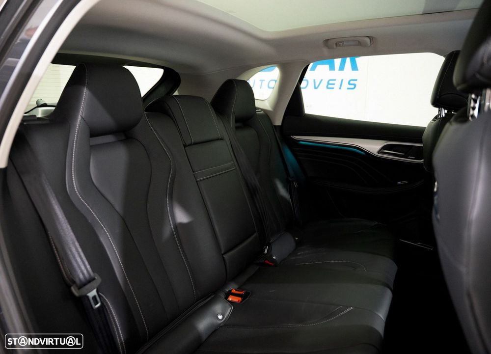 MG Marvel R 70 kWh AWD Performance - 11