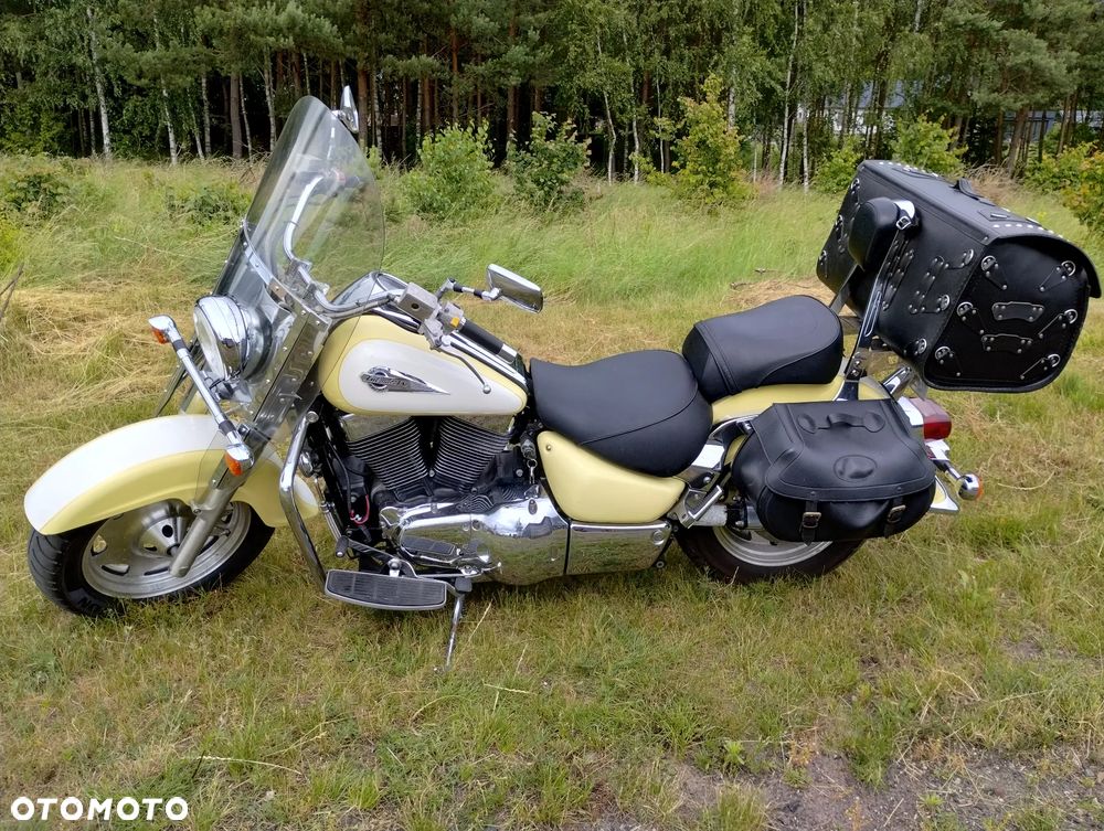 Suzuki Intruder - 2