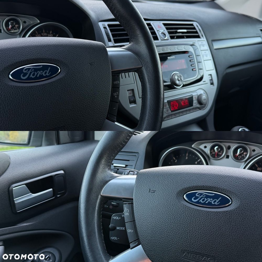 Ford Kuga 2.0 TDCi 4x4 Titanium - 28