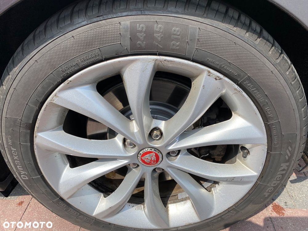 Jaguar XF 2.0 i4D AWD Portfolio - 6