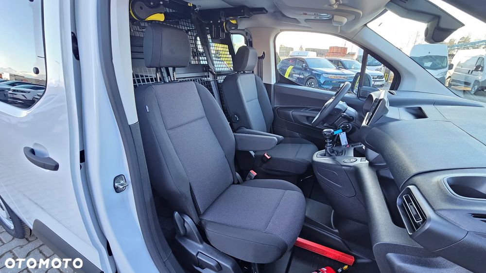 Opel Combo - 12