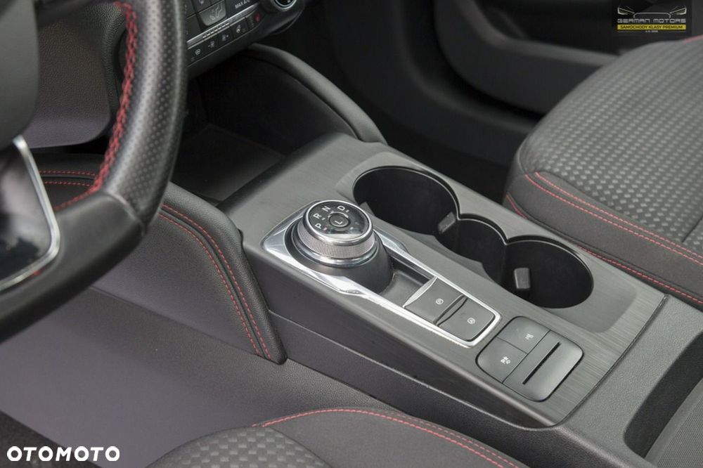 Ford Kuga 2.5 Duratec FHEV ST-LINE X - 21