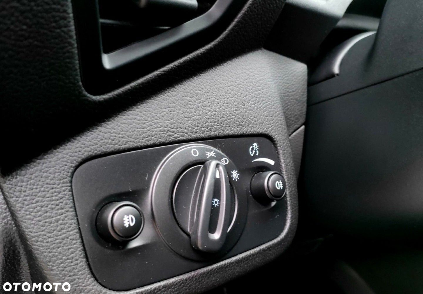 Ford Kuga - 10