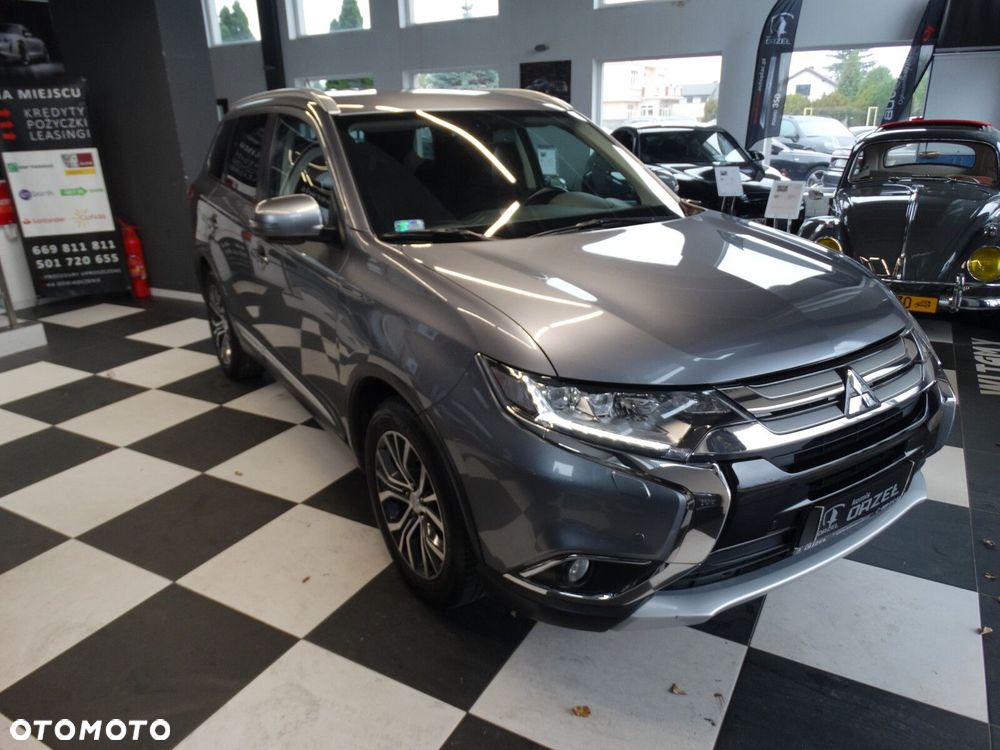 Mitsubishi Outlander - 3
