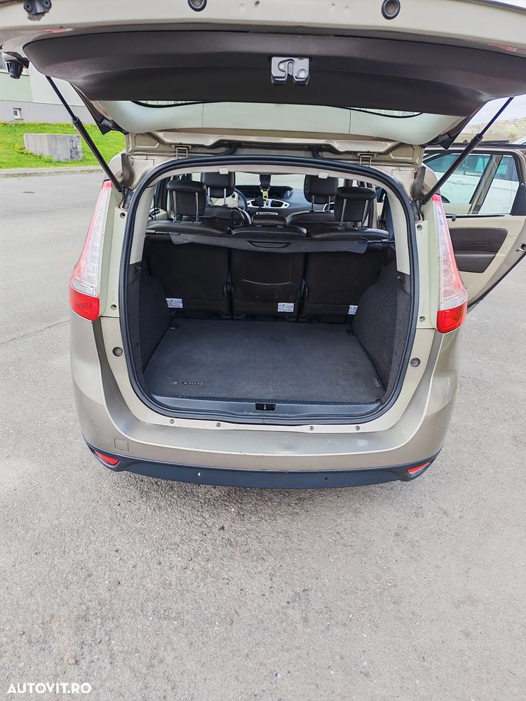 Renault Scenic 1.9 dCi FAP Privilege - 6
