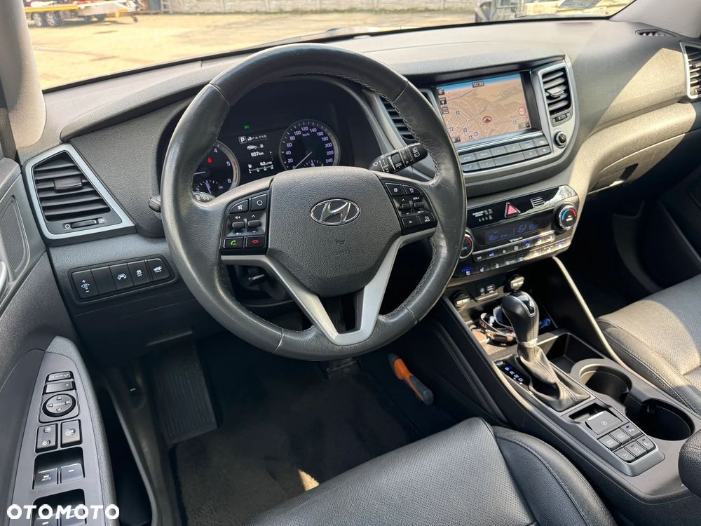 Hyundai Tucson blue 1.7 CRDi 2WD DCT Premium - 23