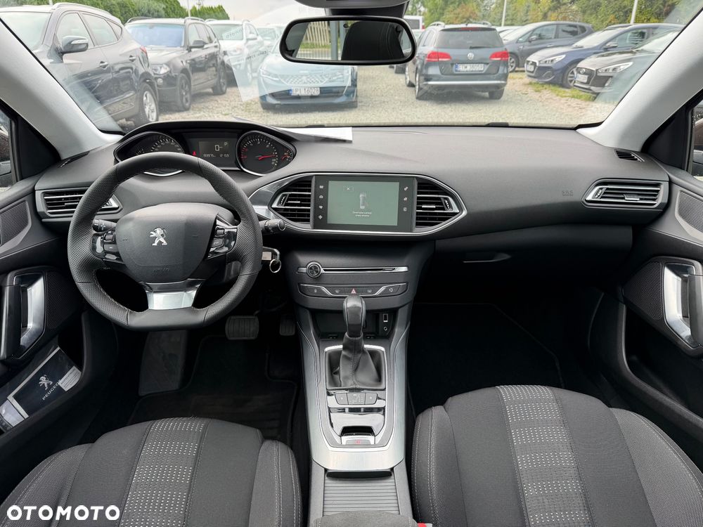 Peugeot 308 BlueHDi 150 EAT6 Stop & Start Business-Line - 27