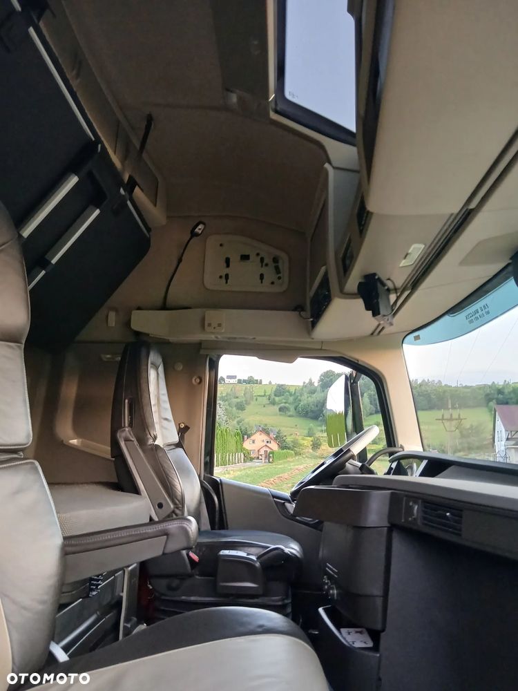 Volvo FH 500 KM FUL OPCJA HAKOWIEC HYWA 6X2 SKÓRA PERFEKCYJNY Z NIEMIEC - 12