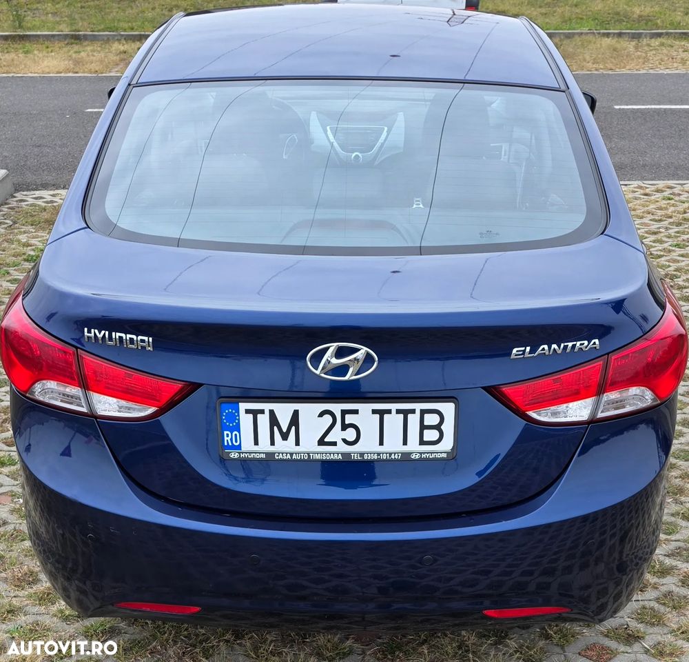 Hyundai Elantra 1.6 MPi Aut. Highway+ - 3