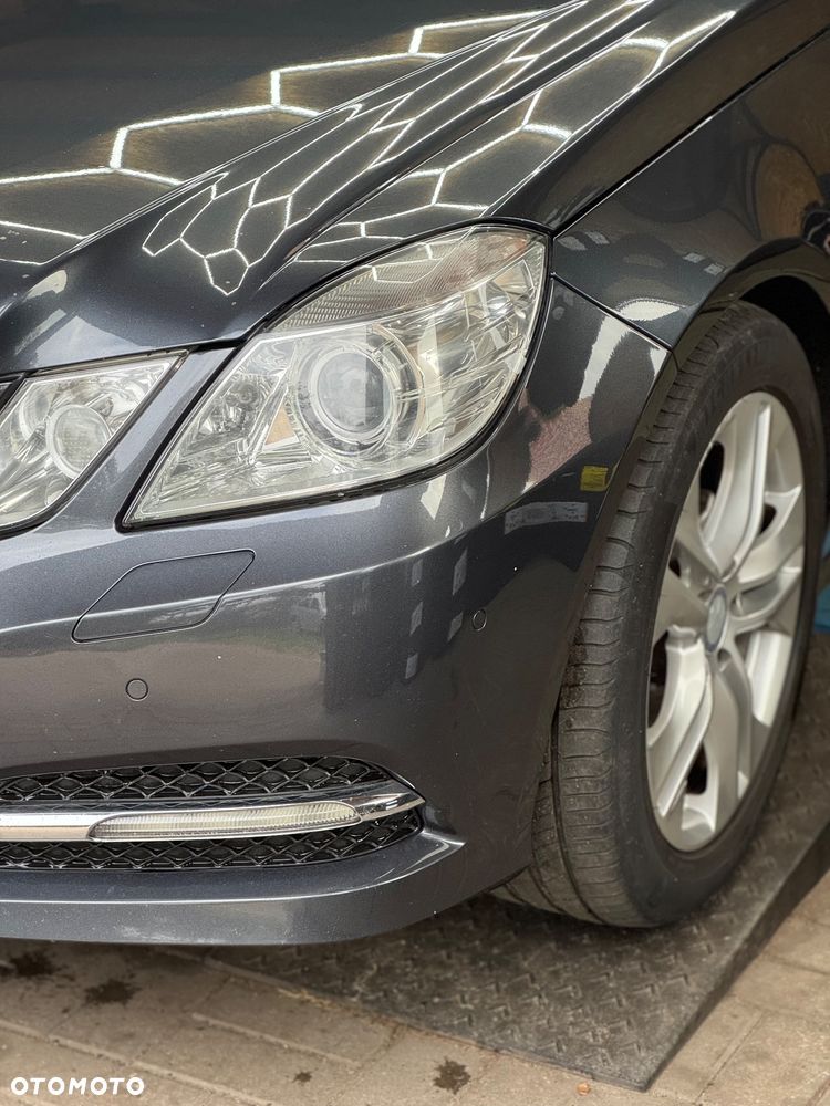 Mercedes-Benz Klasa E 220 BlueTEC 4Matic 7G-TRONIC Avantgarde - 14