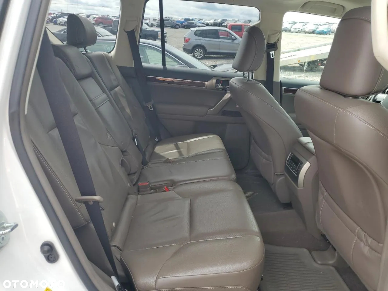 Lexus GX - 8