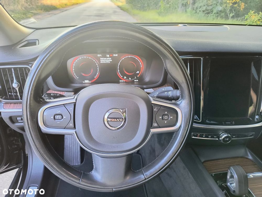 Volvo S60 B5 B AWD Plus Dark - 10