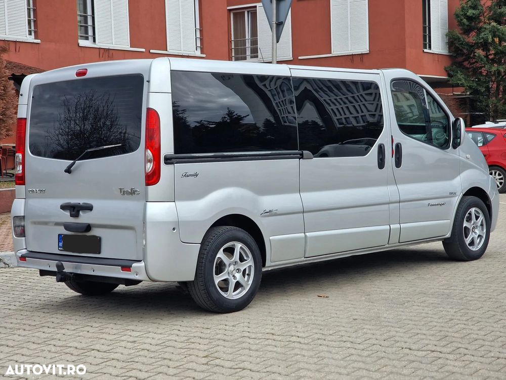 Renault Trafic Grand Passenger L2H1 Authentique - 4