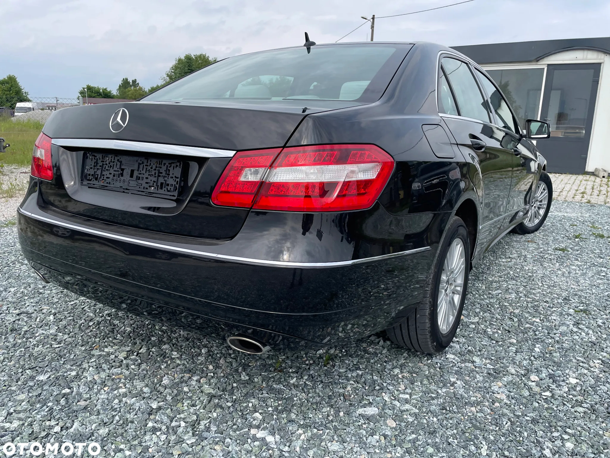 Mercedes-Benz Klasa E 350 CGI BlueEffICIENCY Avantgarde - 30