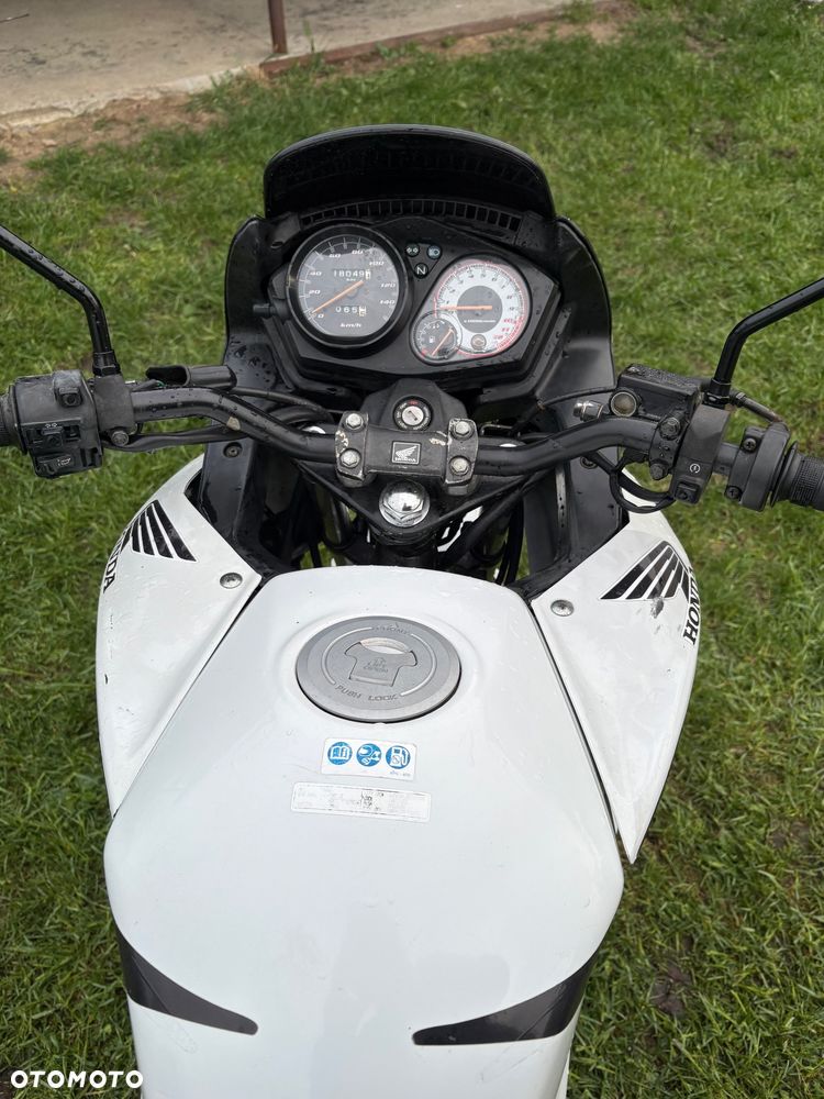 Honda CBF - 4