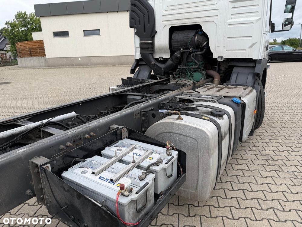 Volvo FM330 // 2019r // 547 tys km - 5