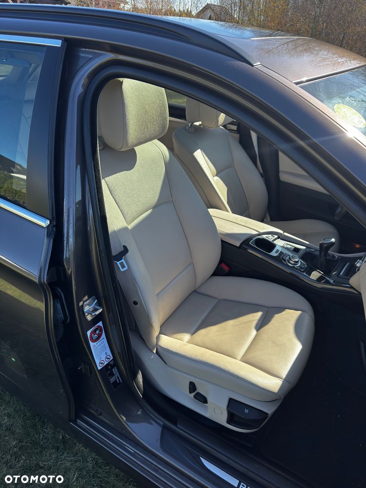 BMW Seria 5 520d Blue Performance - 7