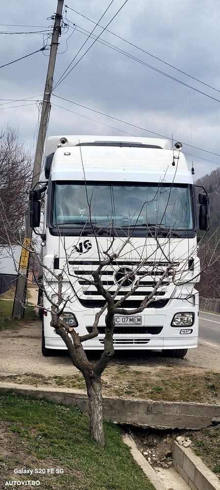 Mercedes-Benz Actros MP2 - 9