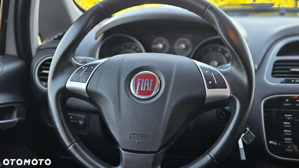 Fiat Punto 1.2 Young - 11