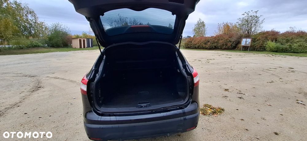 Nissan Qashqai 1.6 dCi Tekna - 16