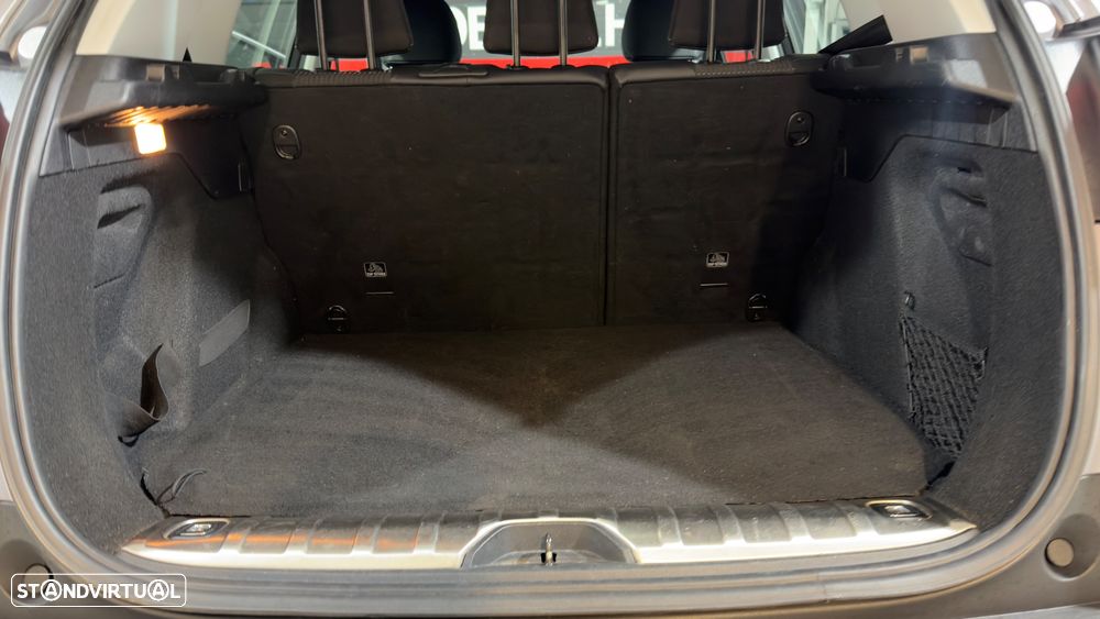 Peugeot 2008 1.6 BlueHDi Allure - 27