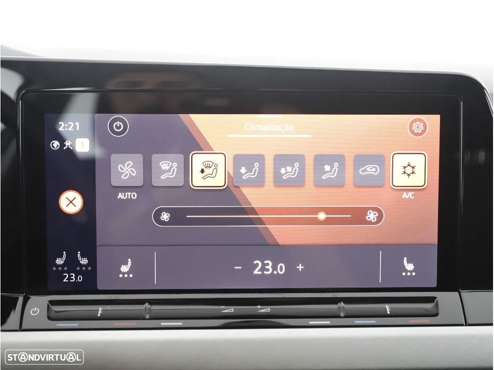 VW Golf 1.5 eTSI Style DSG - 35