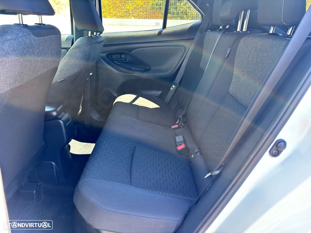 Toyota Yaris Cross 1.5 HDF Square Collection - 16