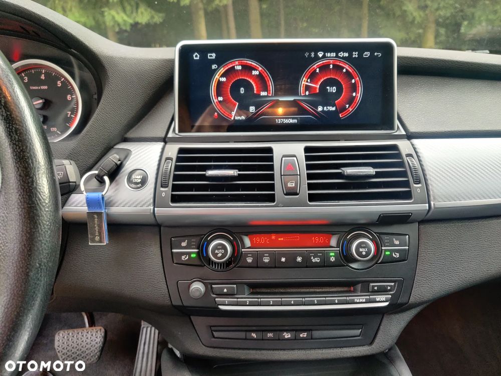 BMW X6 35i xDrive - 12