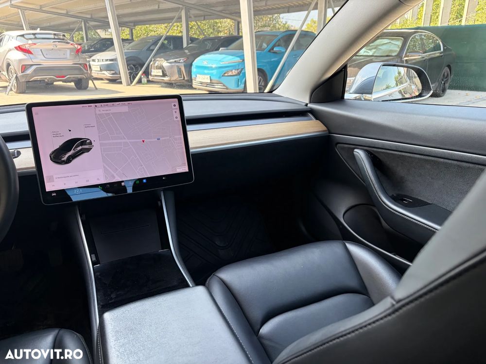 Tesla Model 3 - 28