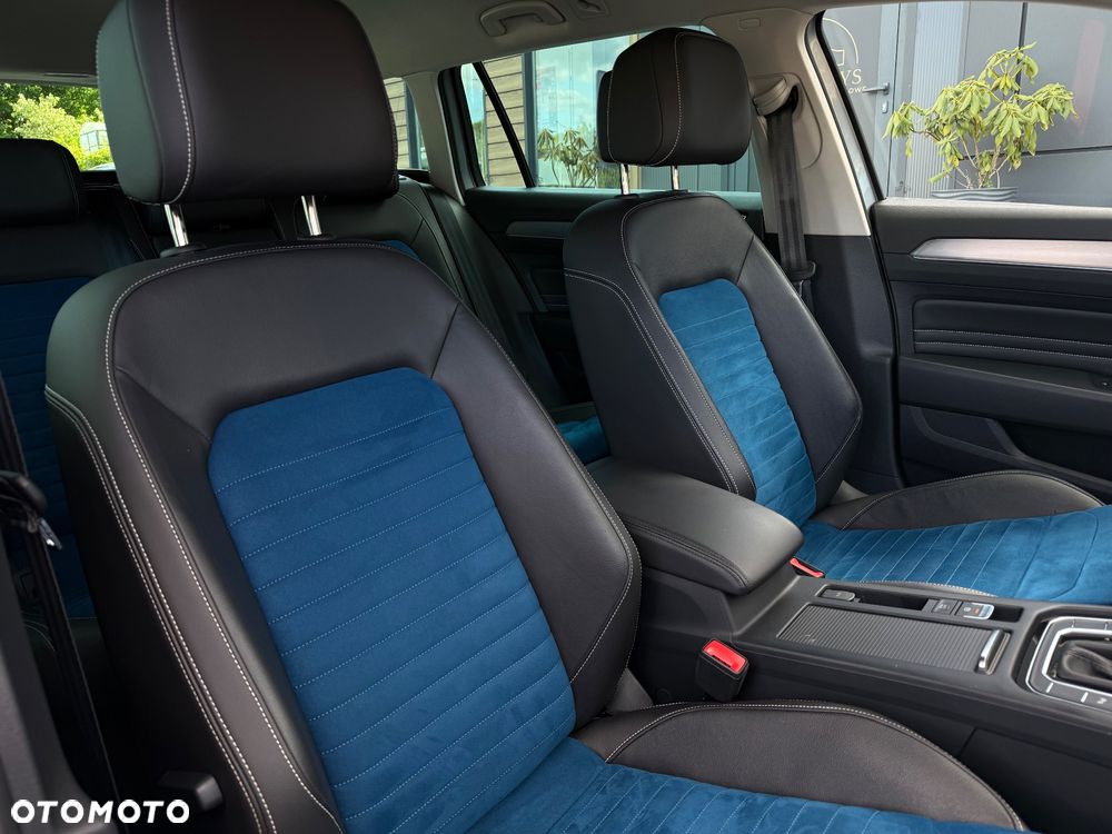 Volkswagen Passat - 14