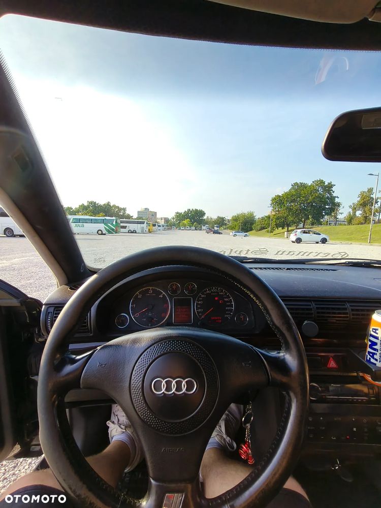 Audi A4 Avant 1.9 TDI - 10