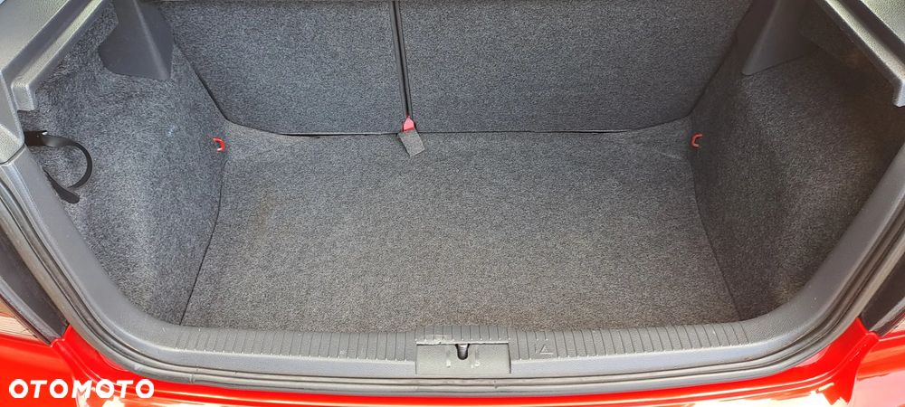 Volkswagen Polo 1.2 Tour - 12