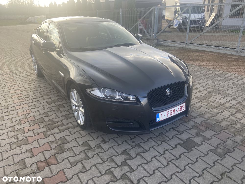 Jaguar XF 2.2 D Luxury - 1