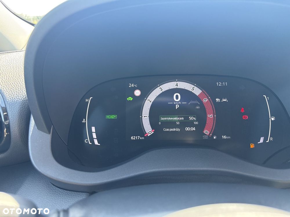 Toyota Yaris Hybrid 1.5 Style - 19