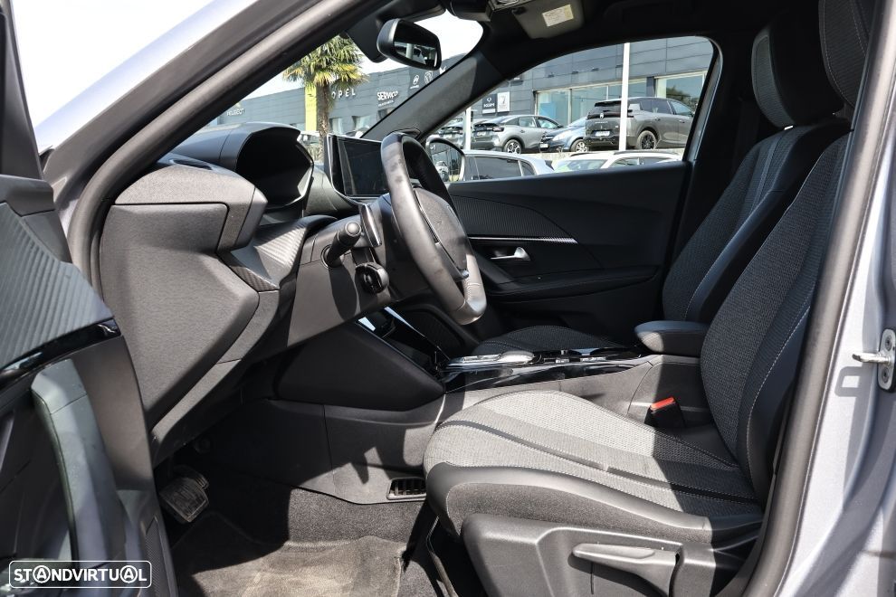 Peugeot 2008 1.2 Hybrid Allure e-DCS6 - 15