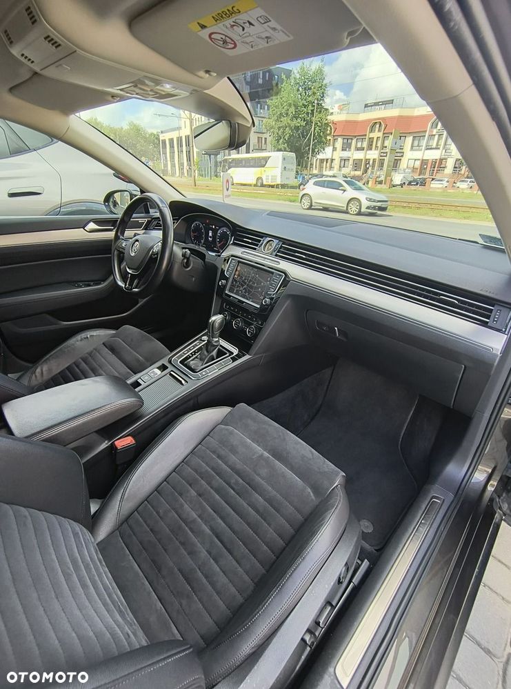Volkswagen Passat 2.0 TSI BMT 4Mot Highline DSG - 23