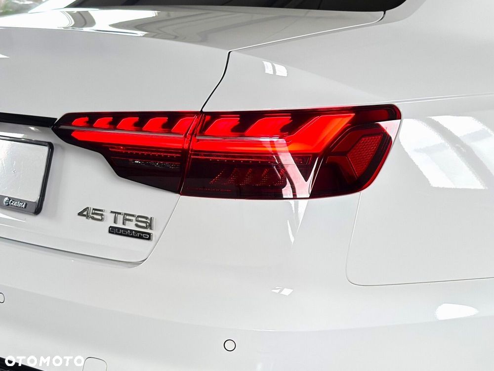 Audi A4 Limousine - 30