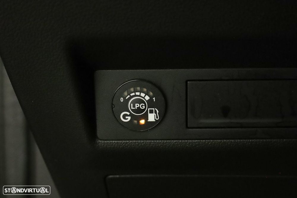 Renault Captur 1.0 TCe Techno Bi-Fuel - 21