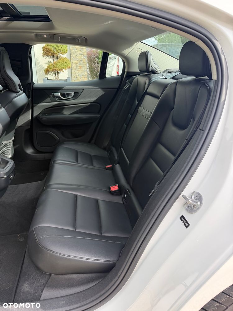 Volvo S60 - 19
