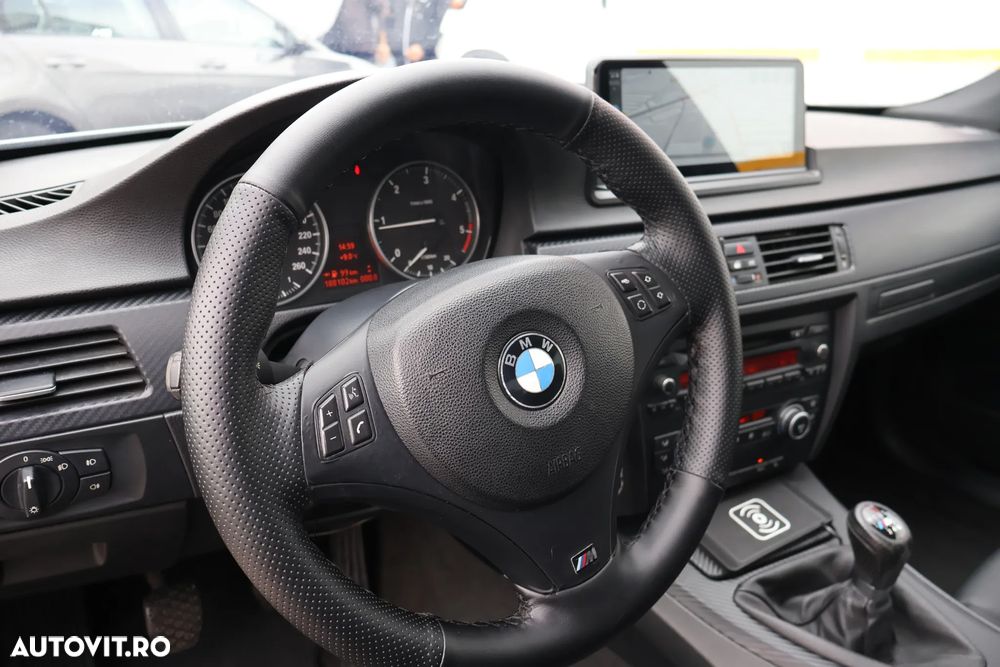 BMW Seria 3 320d - 19